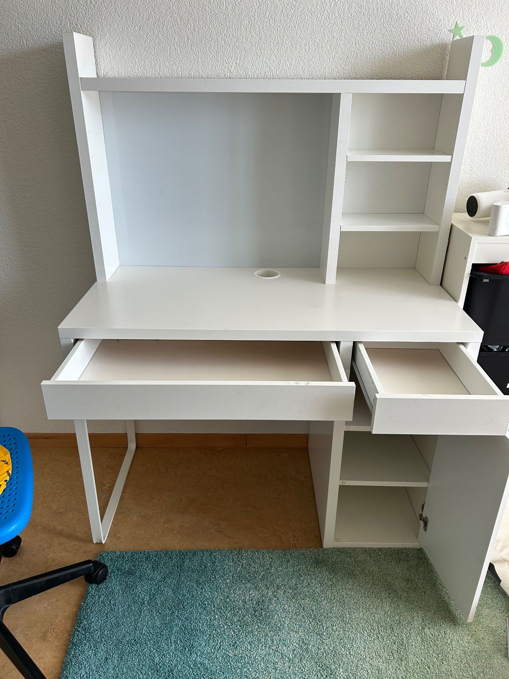 Ikea Scrivanie: Schreibtisch – Usato da Greifensee venduto da Kgao 1