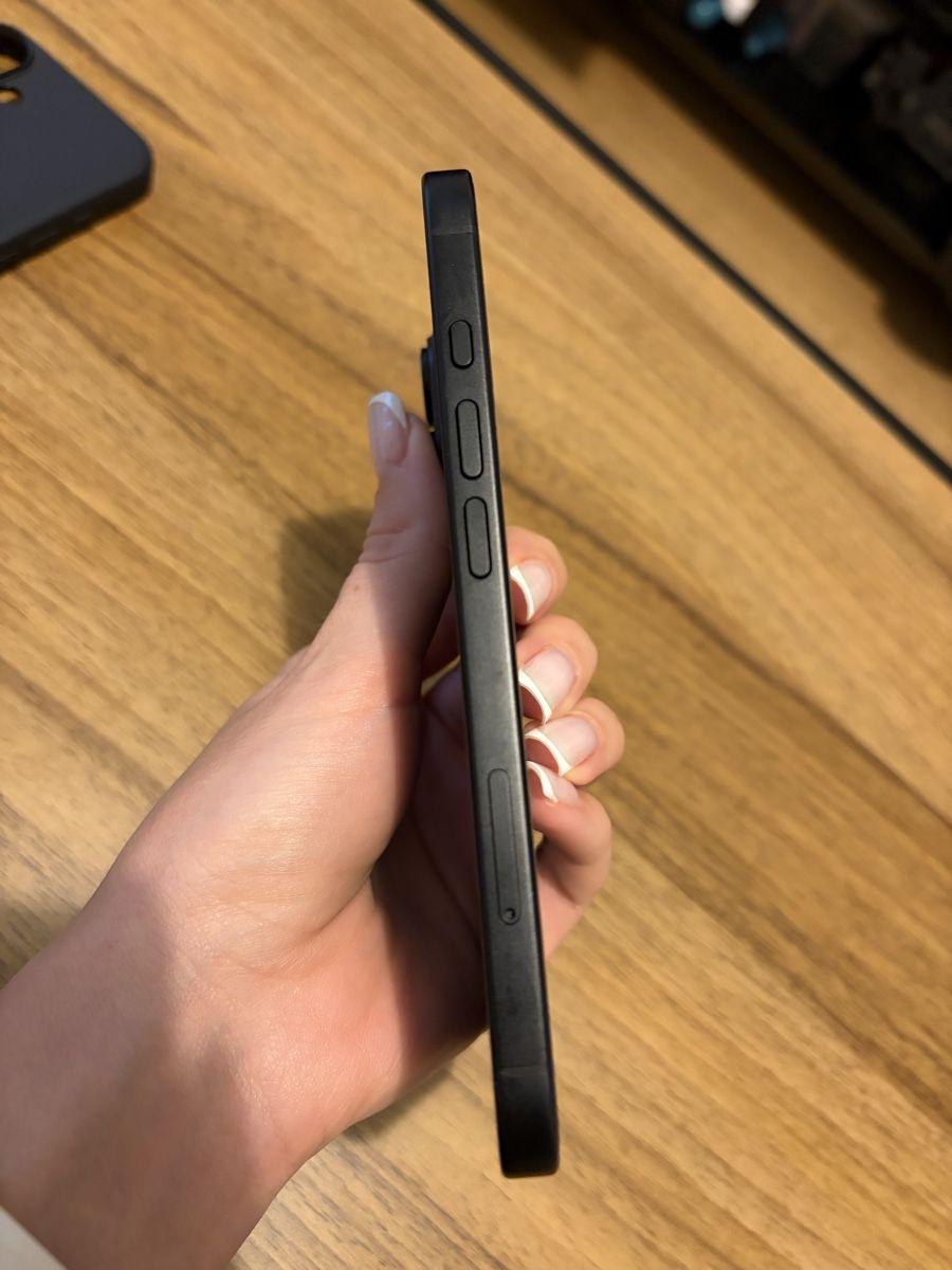 Apple Telefoni cellulari / Smartphones: Iphone 16 128GB 93% – Usato da Horn venduto da ant_766g 5