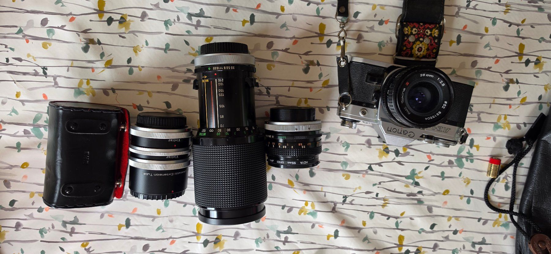 Obiettivi: Accessoires Canon AE-1 – Usato da Genève venduto da Berndscott