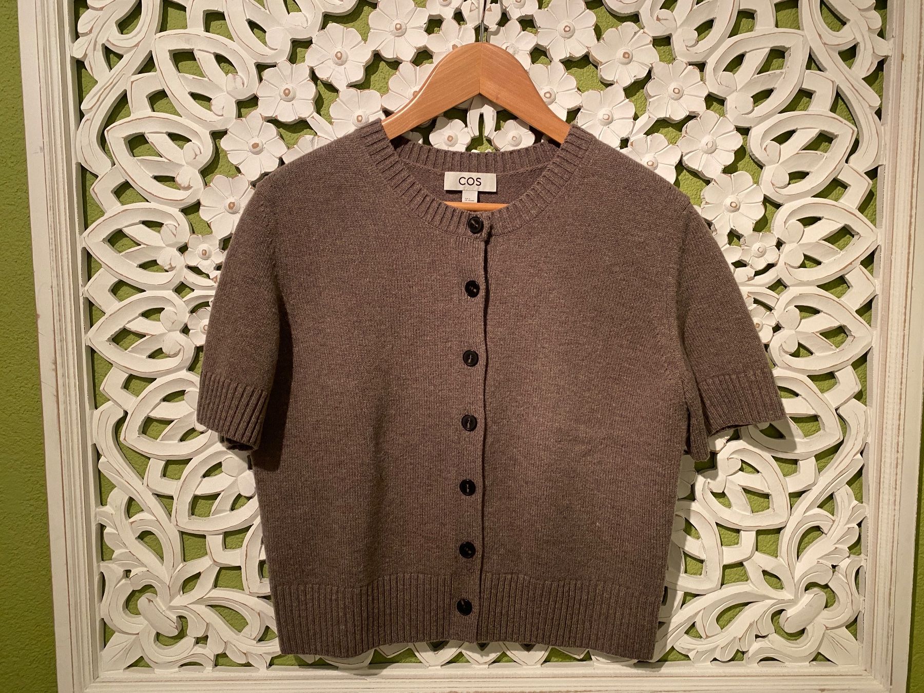 Cos Maglioni & Felpe: COS Strickjacke kurzarm hellbraun Gr. S – Nuovo (secondo la descrizione) da Binz venduto da chr_5ljt
