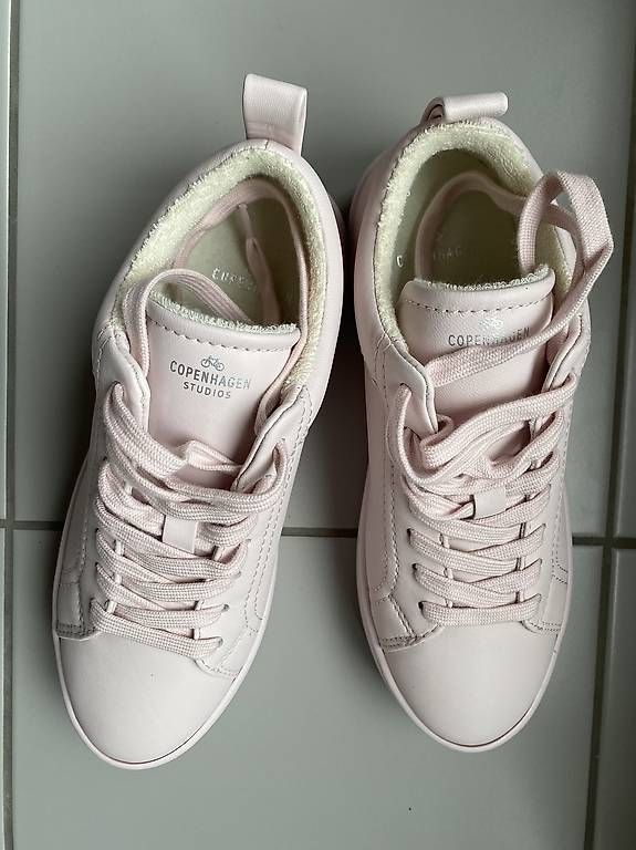 Scarpe da donna: Sneakers Copenhagen Studios Gr. 39 rosa – Usato da Düdingen venduto da Susgi 2
