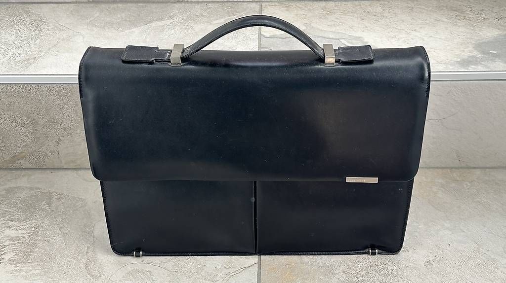 Valigie: Mallette Hugo Boss – Usato da La Sarraz venduto da Mr.Pink70