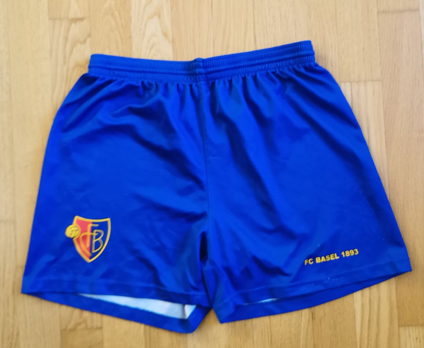 Adidas Pantaloni: FC Basel Hose alt – Usato da Emmenbrücke venduto da Herzog07 2