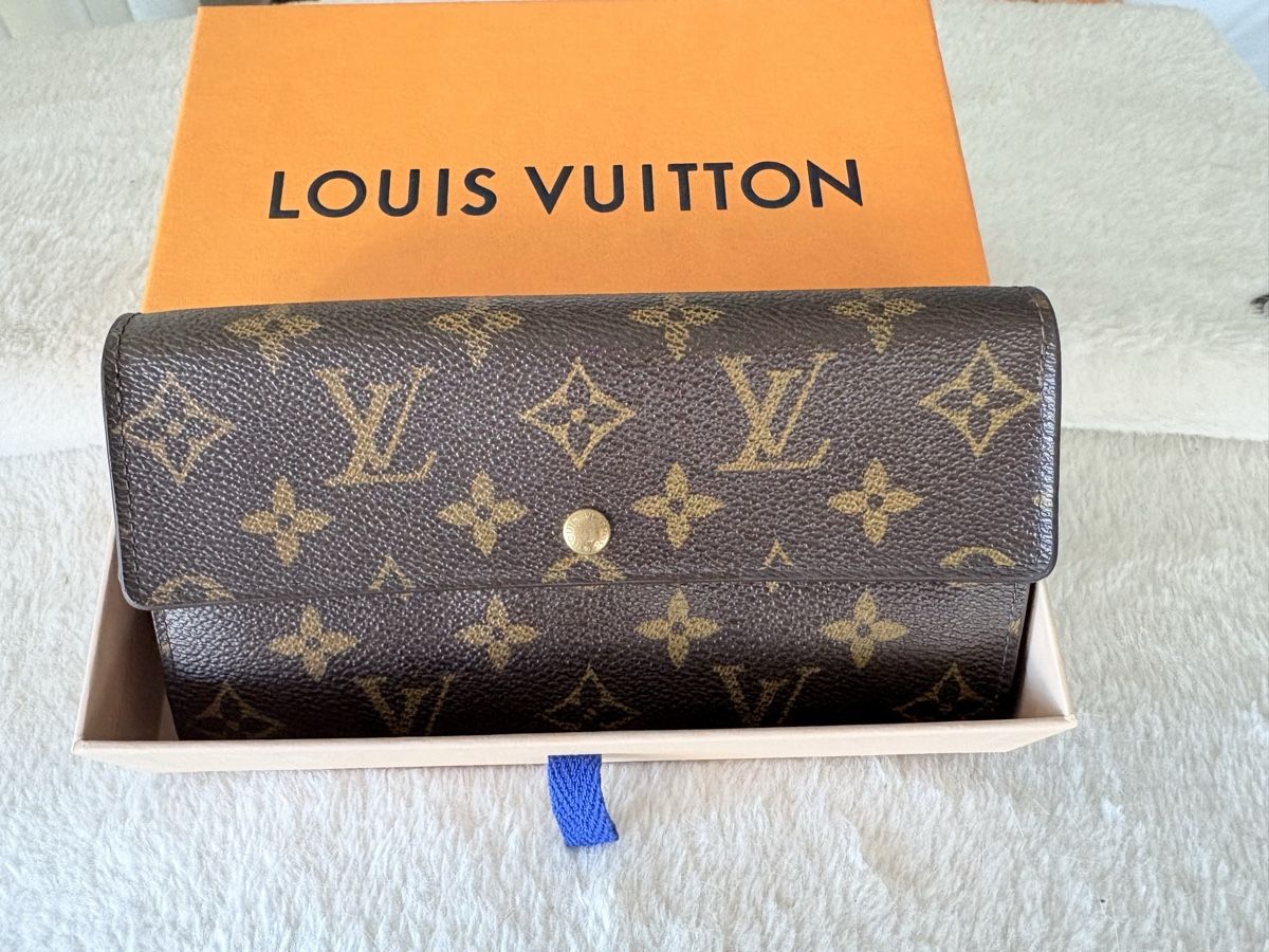 Louis Vuitton Portamonete: Louis Vuitton Sarah Wallet – Usato da Kaiseraugst venduto da Lynn110
