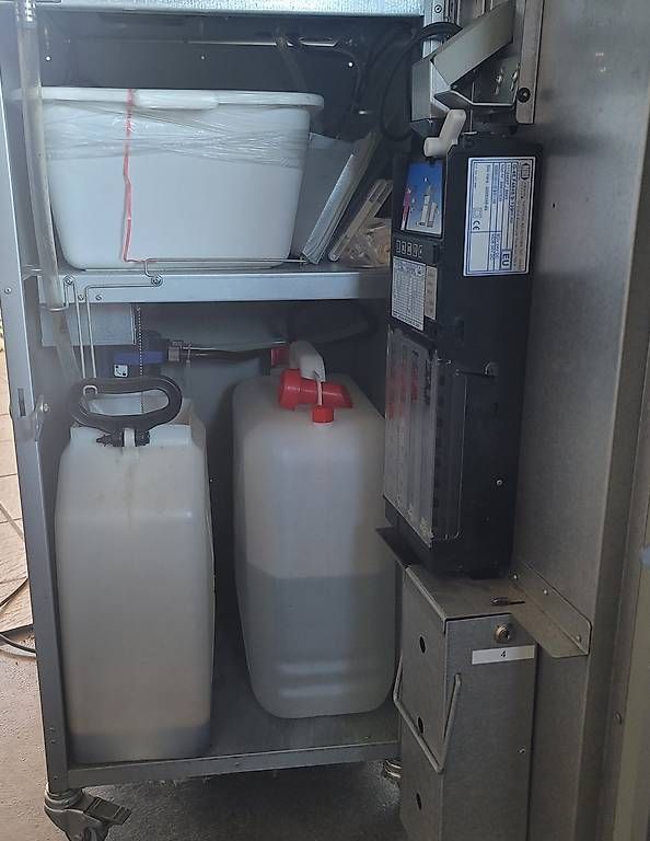 Macchine per caffè & Macchine per espresso: Kaffeautomat für Events oder Fix – Usato da Sursee venduto da Gornrgrat 3