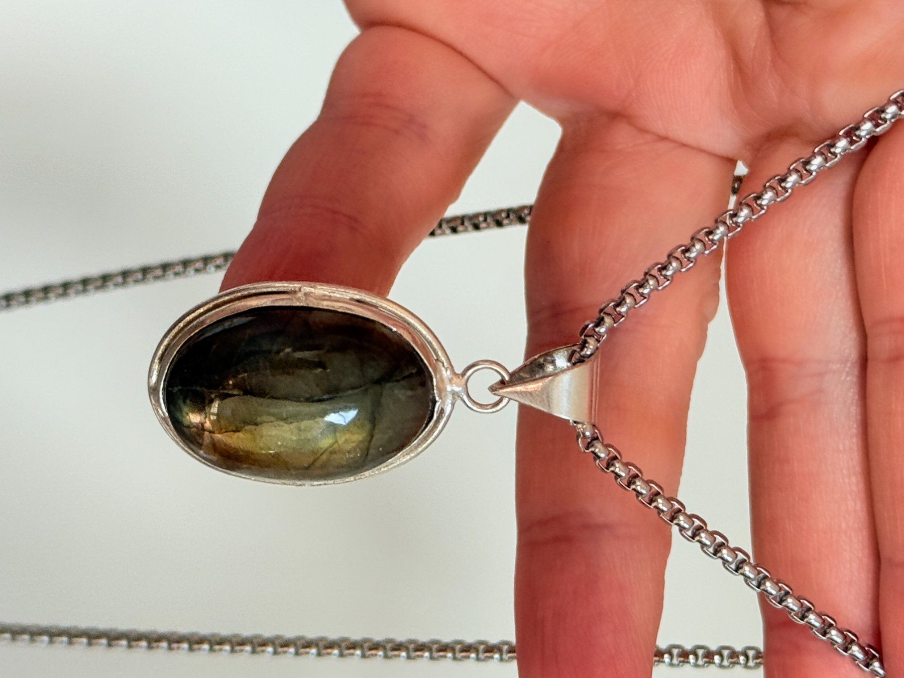 Catenine: Collier avec pendentif en labradorite – Nuovo e nell'imballaggio originale da Genève venduto da AGBERG 6