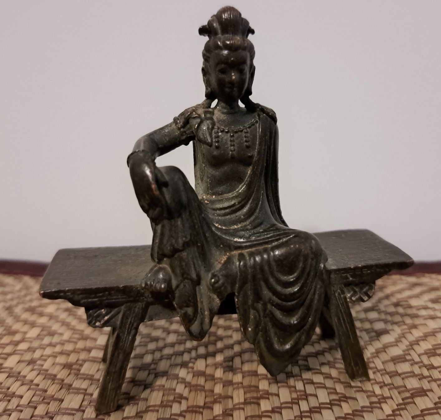 Sculture & Statue: Bronze guanym porte bonheur maison – Nuovo e nell'imballaggio originale da Vernier venduto da 19pigments