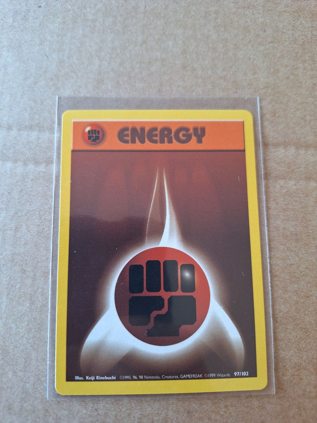 Pokémon Carte collezionabili: Fighting Energy - Base Set Englisch Boosterfrisch – Usato da Altstätten SG venduto da GGsGameshop