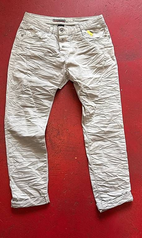 Pantaloni: Please Hose S – Usato da Binningen venduto da Bebbi28