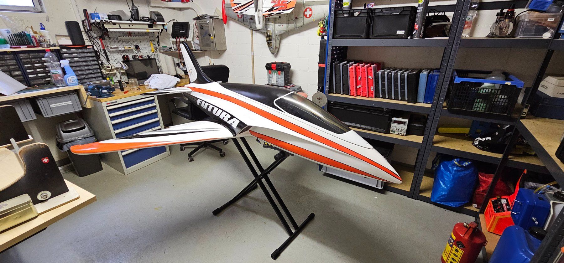 Modellismo RC: Thomahawk Futura 1.9m – Usato da Zofingen venduto da Scheidi1977 6