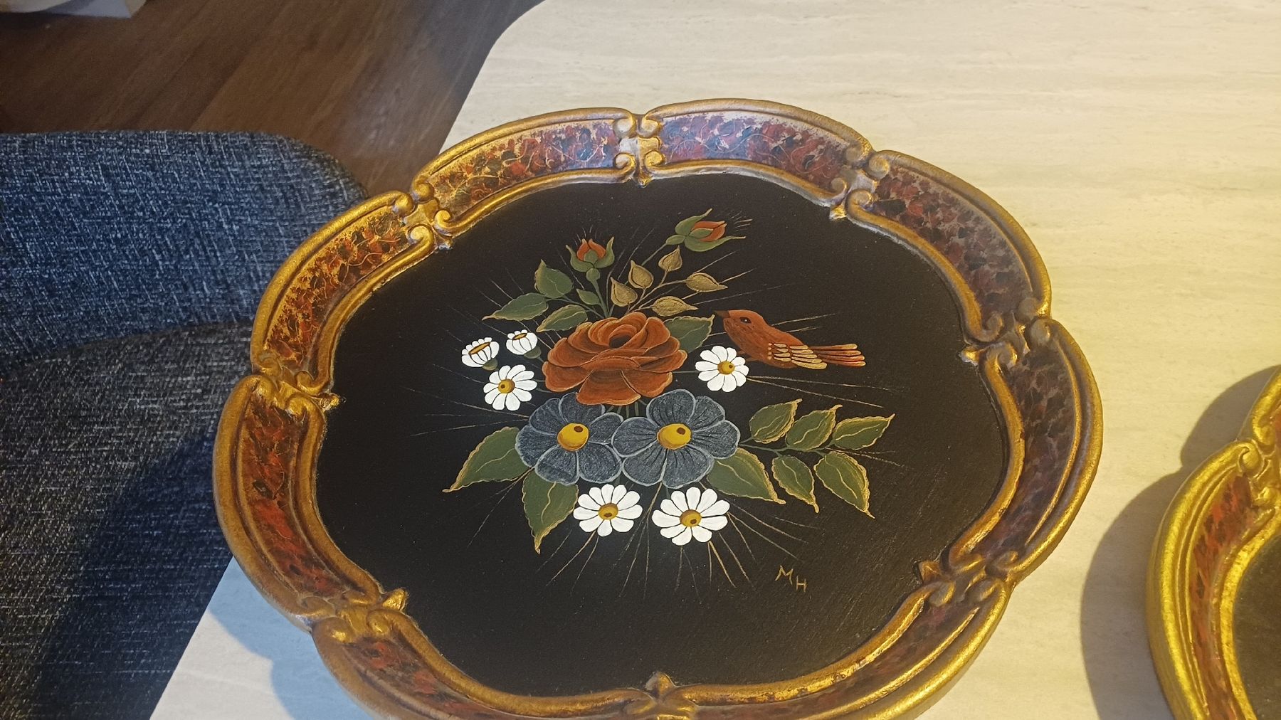 Assiettes: 2 Schöne Wandteller Handbemalt  – D'occasion à Flawil par Naphtali 2