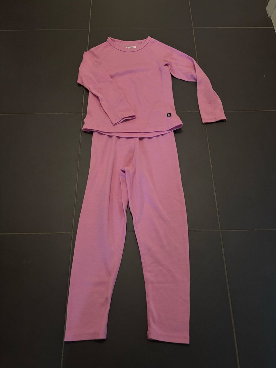 Lotti & Set di vestiti: Kleiderpaket Mädchen 110/116 – Usato da Lyss venduto da Tinab1 2