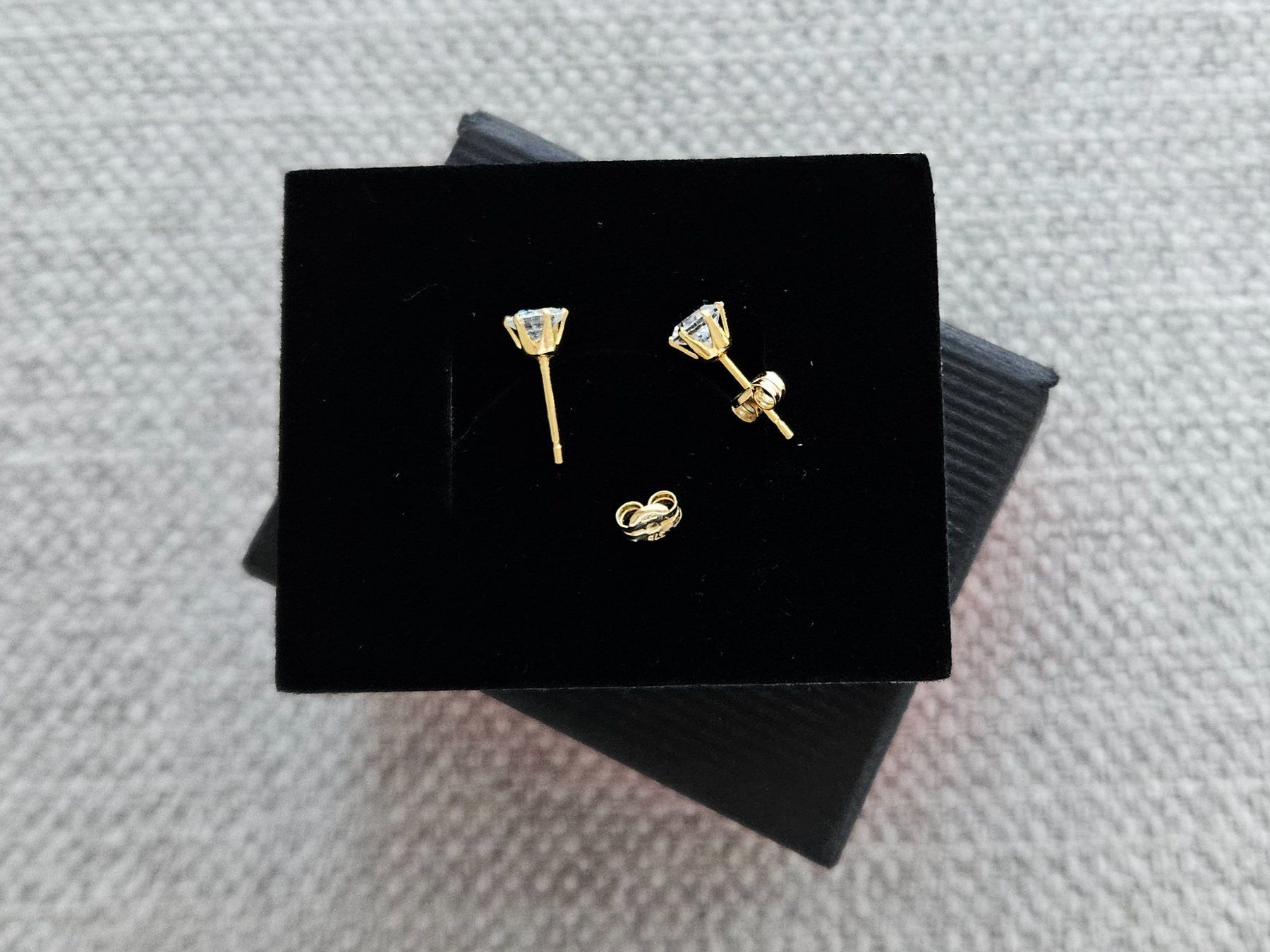 Ohrringe & -stecker: Boucles d'oreilles en Or 325 – Gebraucht aus Bex von Villy_Wolf 1
