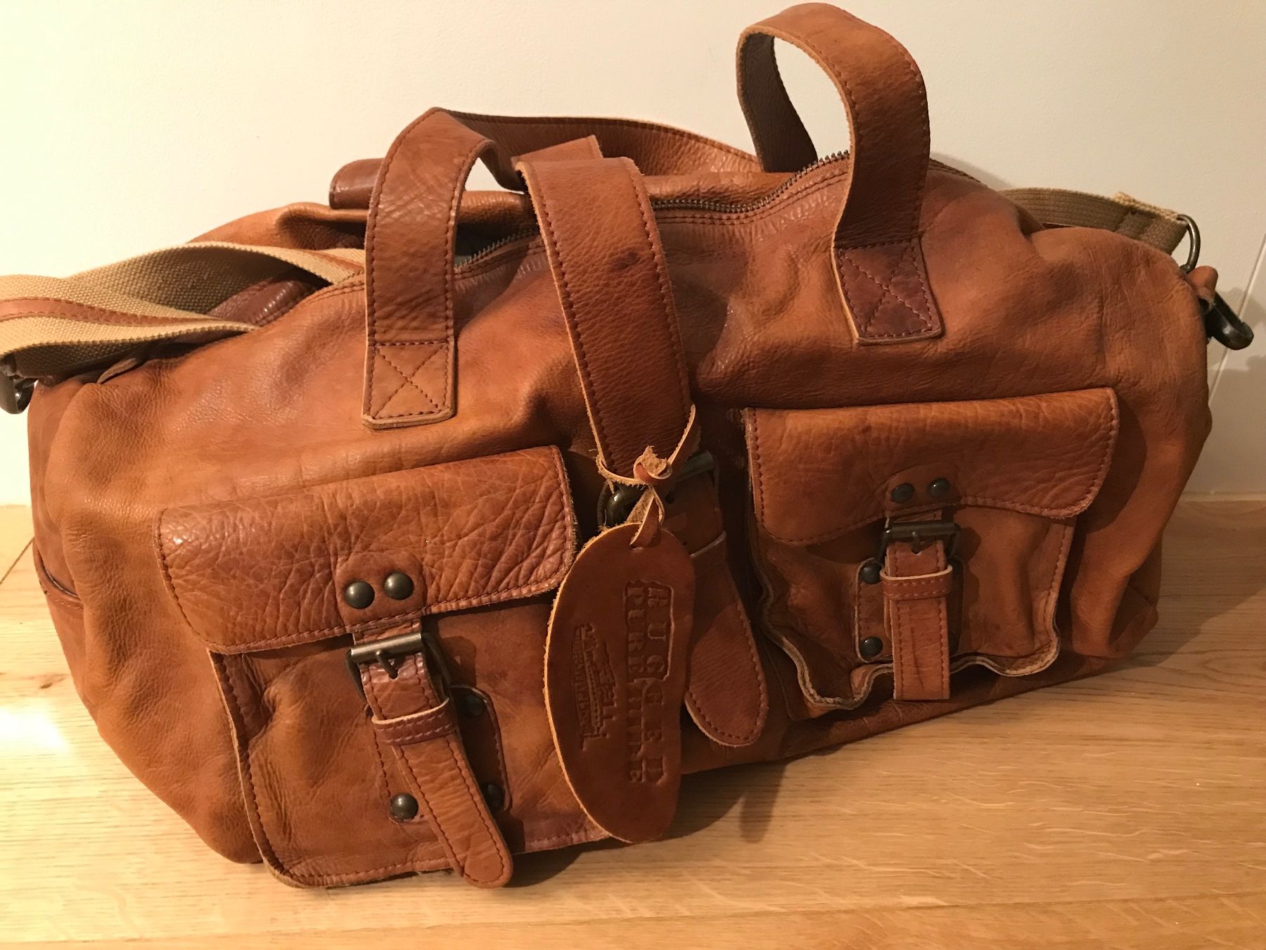 Borse: Tasche aus Leder – Nuovo (secondo la descrizione) da Küsnacht ZH venduto da Quiti