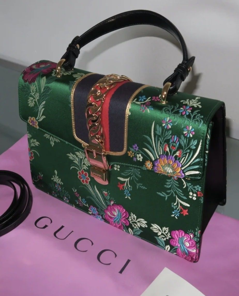 Gucci Borse da donna: Gucci Sylvie Top Handle Bag – Usato da Les Clées venduto da scuidly02 6