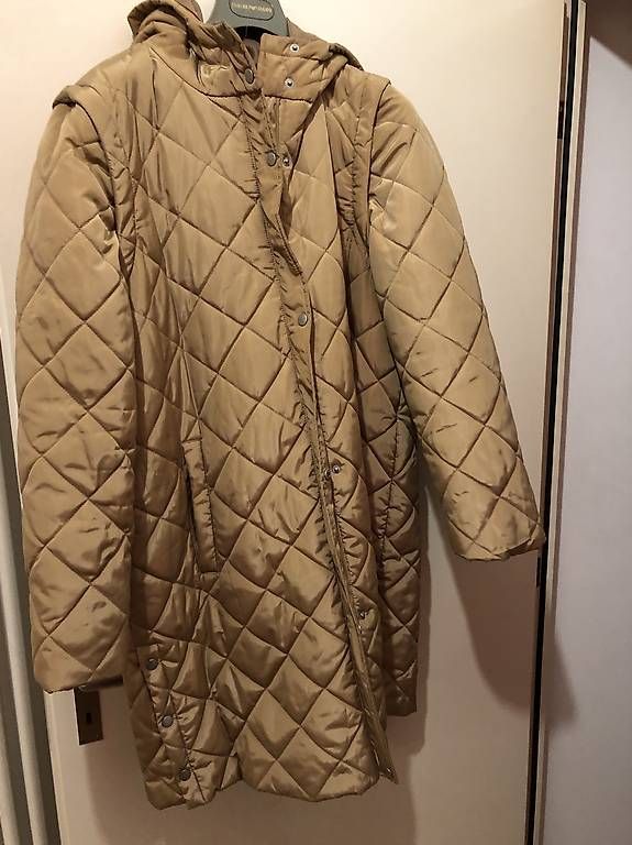 Jacken: Giacca piumino lungo donna – Gebraucht aus Riva San Vitale von bau64