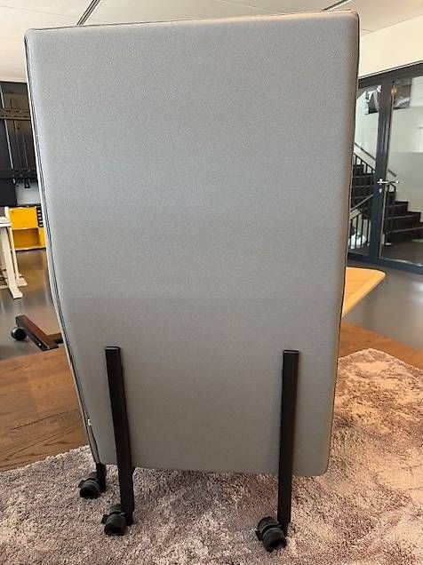 Sofas: Eleven Highback Work (Sofa), Ausstellungsmodel – Neu (gemäss Beschreibung) aus Lenzburg von Buerokonz 2