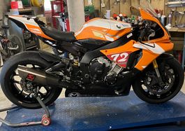 Yamaha R1