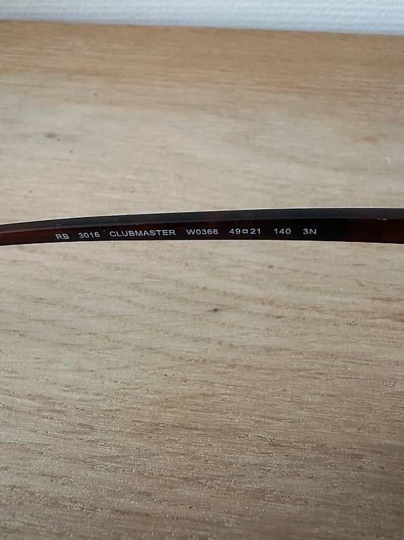 Ray-Ban Occhiali & Lenti: Ray Ban Clubmaster Sonnenbrille – Usato da Wallisellen venduto da Michelle06 3