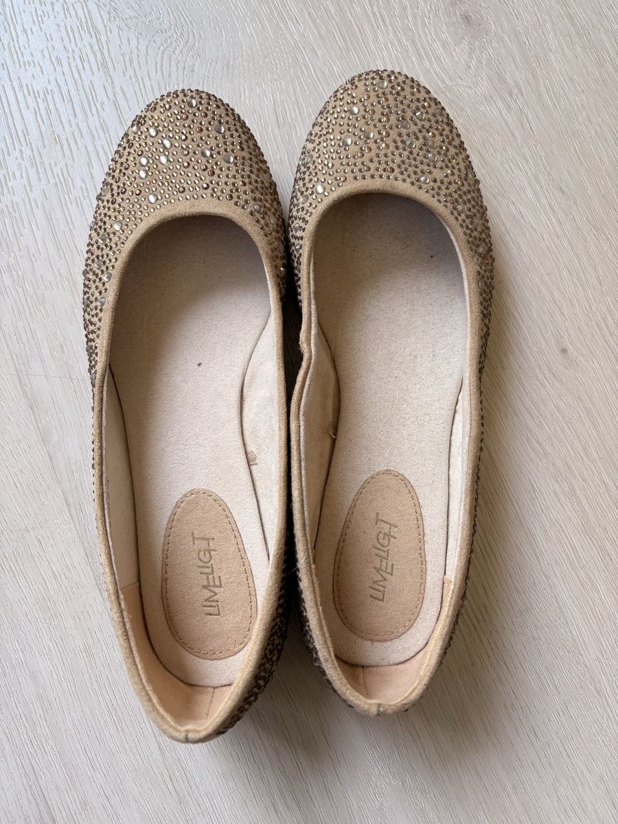 Scarpe da donna: Ballerinas Limelight Grösse 38 Strass Verziert – Usato da Basel venduto da ann_7w6q