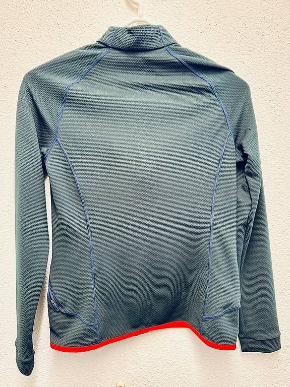 Jacken: Sportliche Odlo Softshell Jacke - Grösse XS – Gebraucht aus Diepoldsau von Take1 1