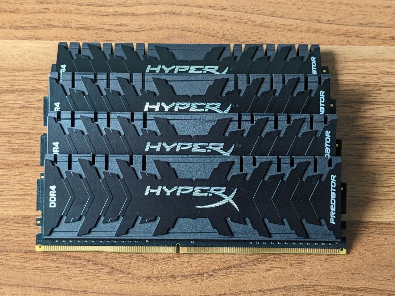 Hyperx Memoria / RAM: HyperX Predator RAM Kit - 32GB  DDR4 - 3200MT/s CL16 DIMM – Usato da Zuerich venduto da blo_qlp9