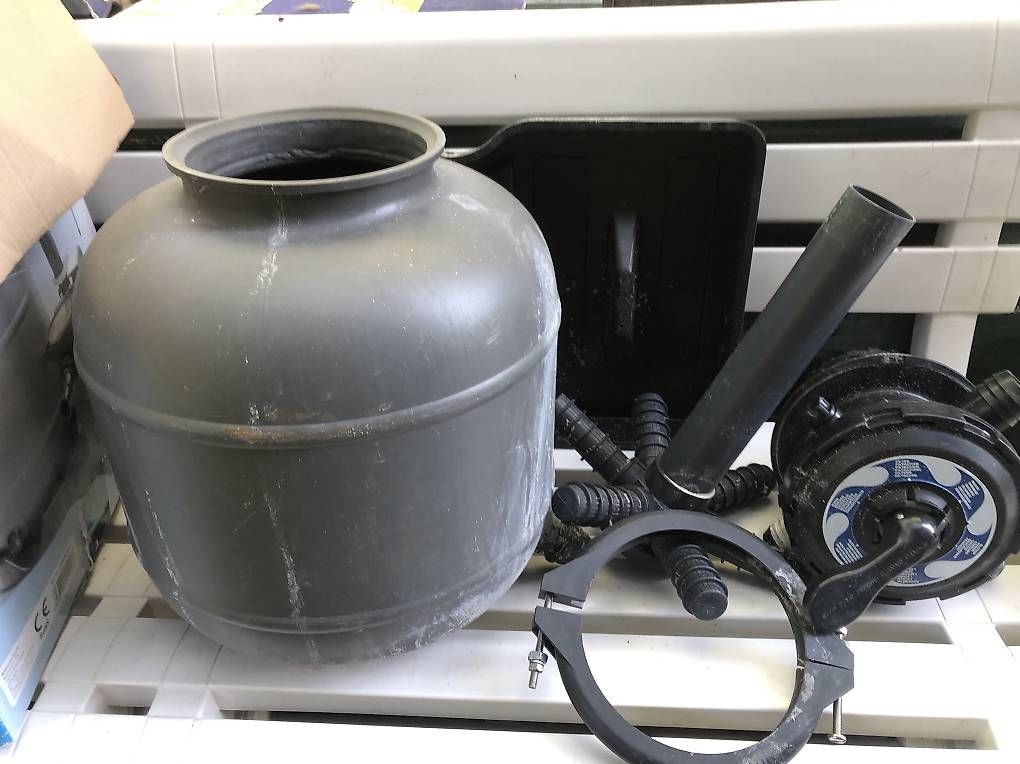 Pompe & Parti di ricambio: Wasserpumpe für Pool – Difettoso da Gossau SG venduto da Yoto