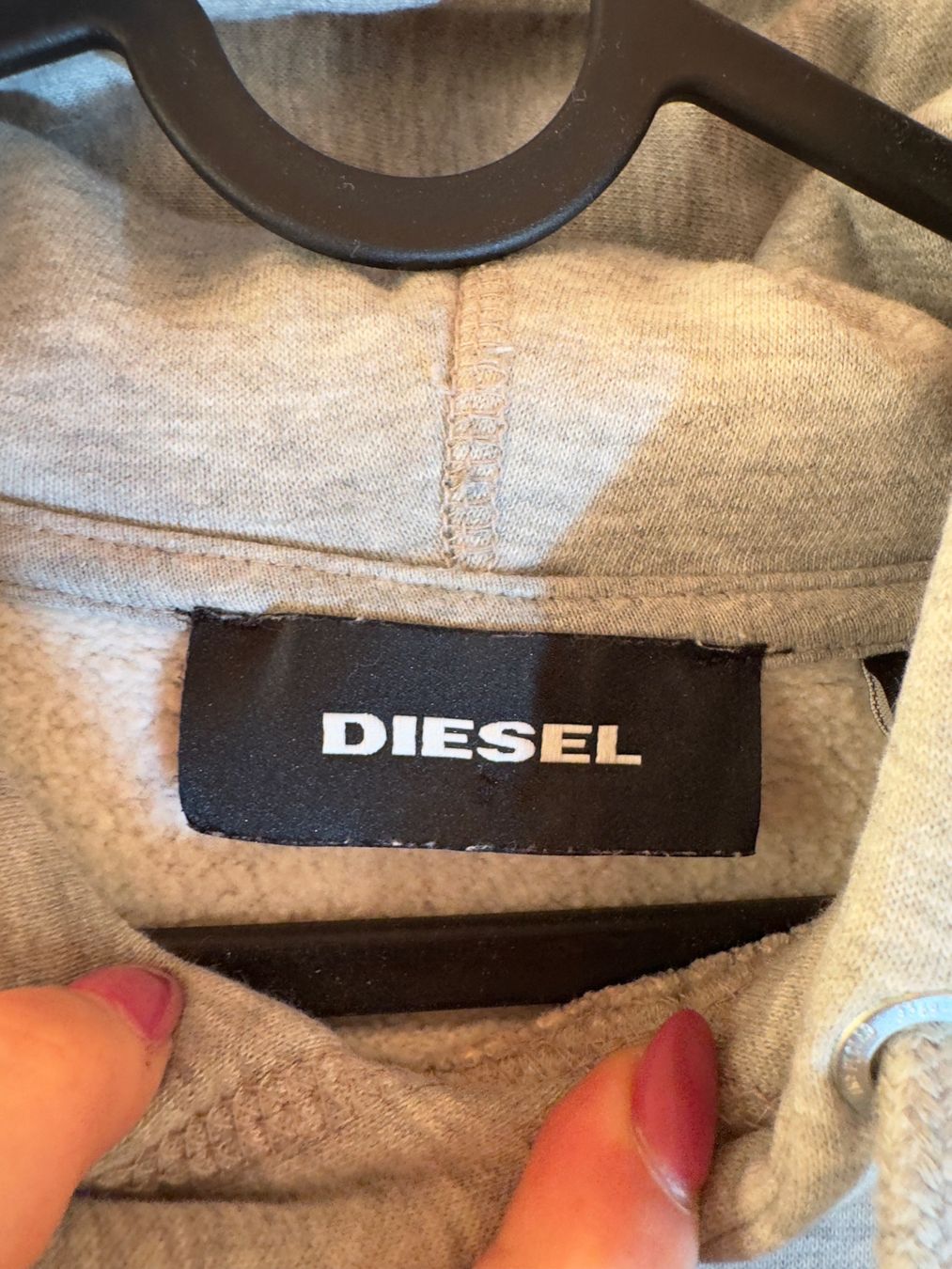 Diesel Maglioni & Felpe: Kapuzenpullover von Diesel aus Baumwolle Gr.M – Usato da Grosswangen venduto da second_hand_dress 1