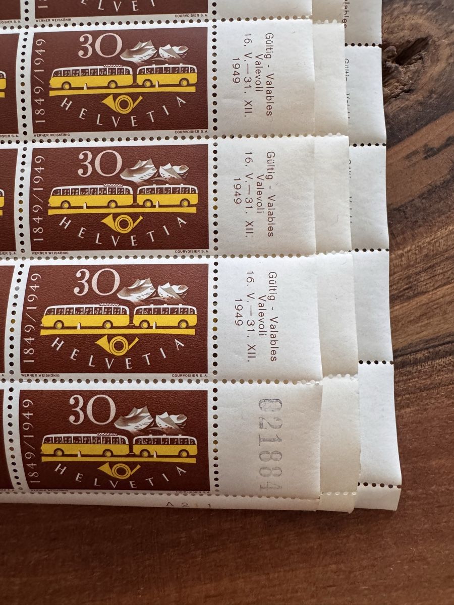 Tous les timbres: Briefmarkenbogen 100 Jahre eigene Post – D'occasion à Solothurn par Alex702 5