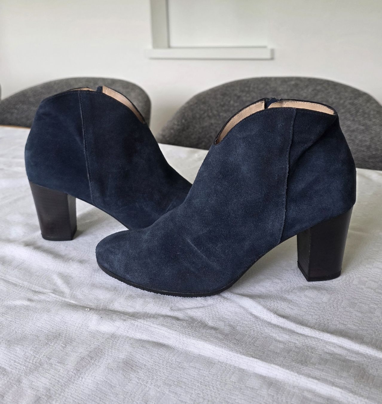 Scarpe da donna: Super Wildleder-Stiefeletten von "PROGETTO" Gr. 39 – Nuovo (secondo la descrizione) da Schneisingen venduto da backstore24