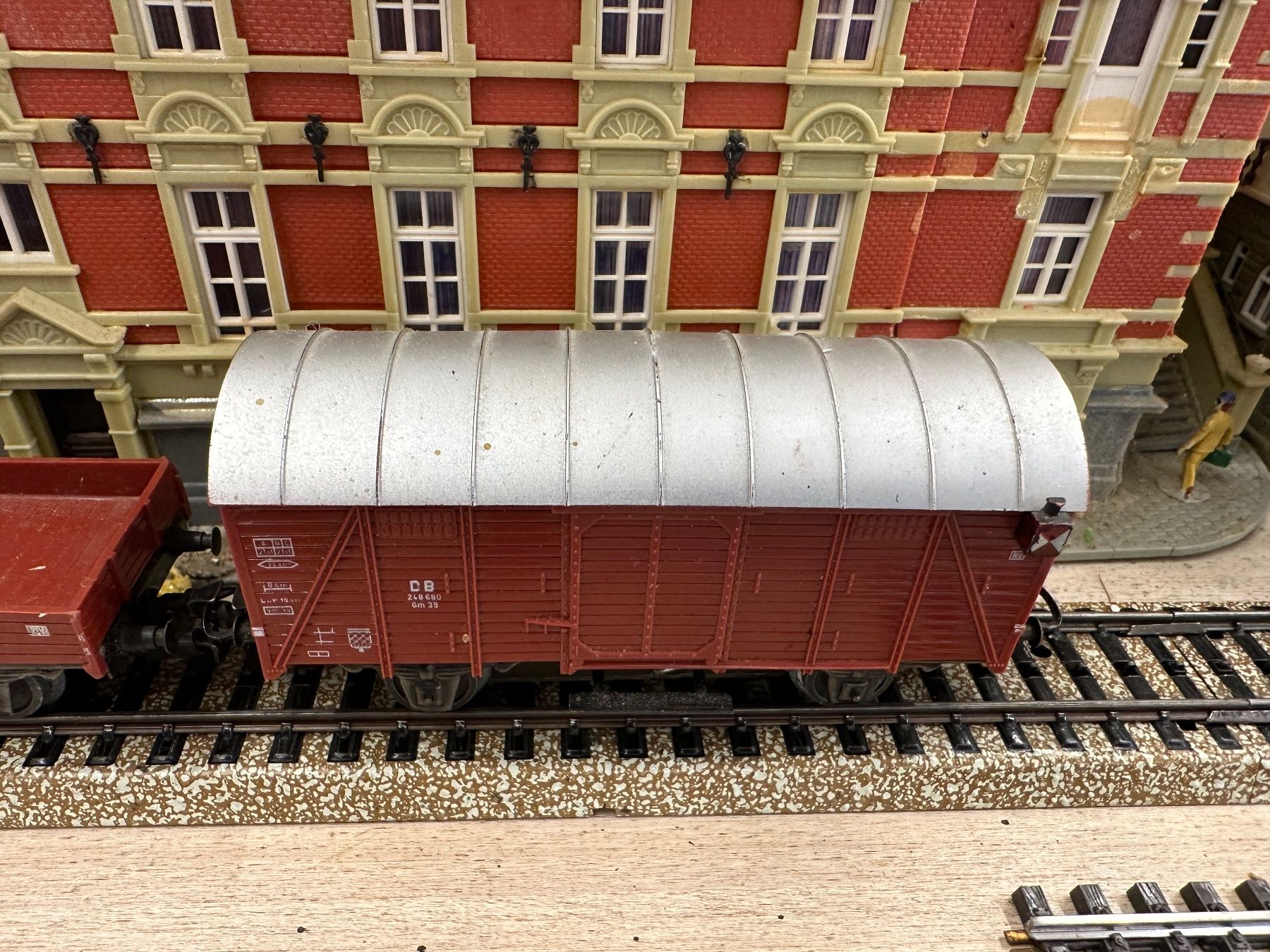 Märklin Modelleisenbahnen: Märklin 3029 DB Werkslok Güterzug – Gebraucht aus Lupsingen von New-Haven 4