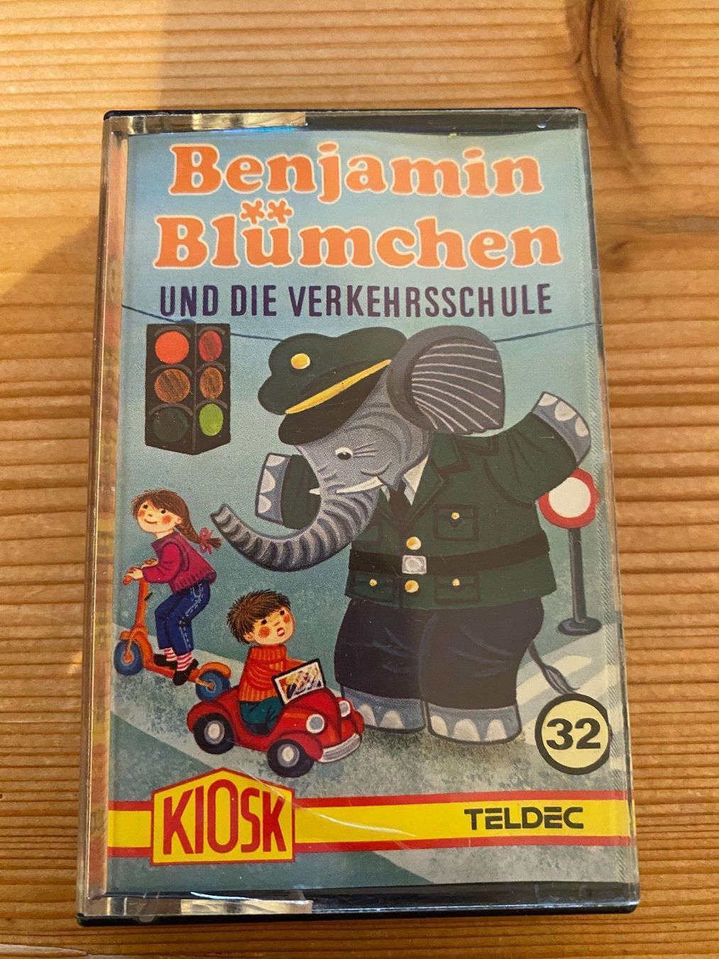 Musicassette: Kassette - Benjamin Blümchen (Folge 32) – Usato da St.Gallen venduto da kingsamas