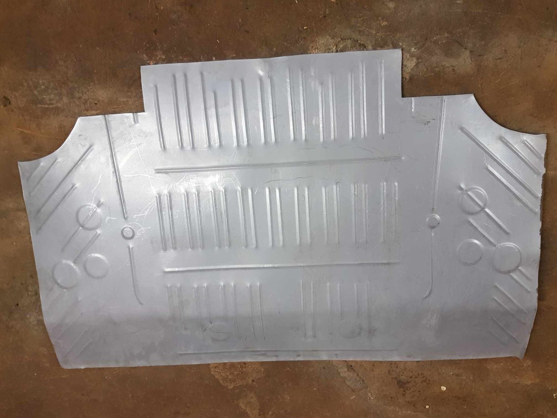 Mopar Tutti pezzi di ricambio auto: Mopar C-Body 65-71, Kofferraumboden,  Rep. Blech – Nuovo (secondo la descrizione) da Niedergösgen venduto da usc_8qc6 1