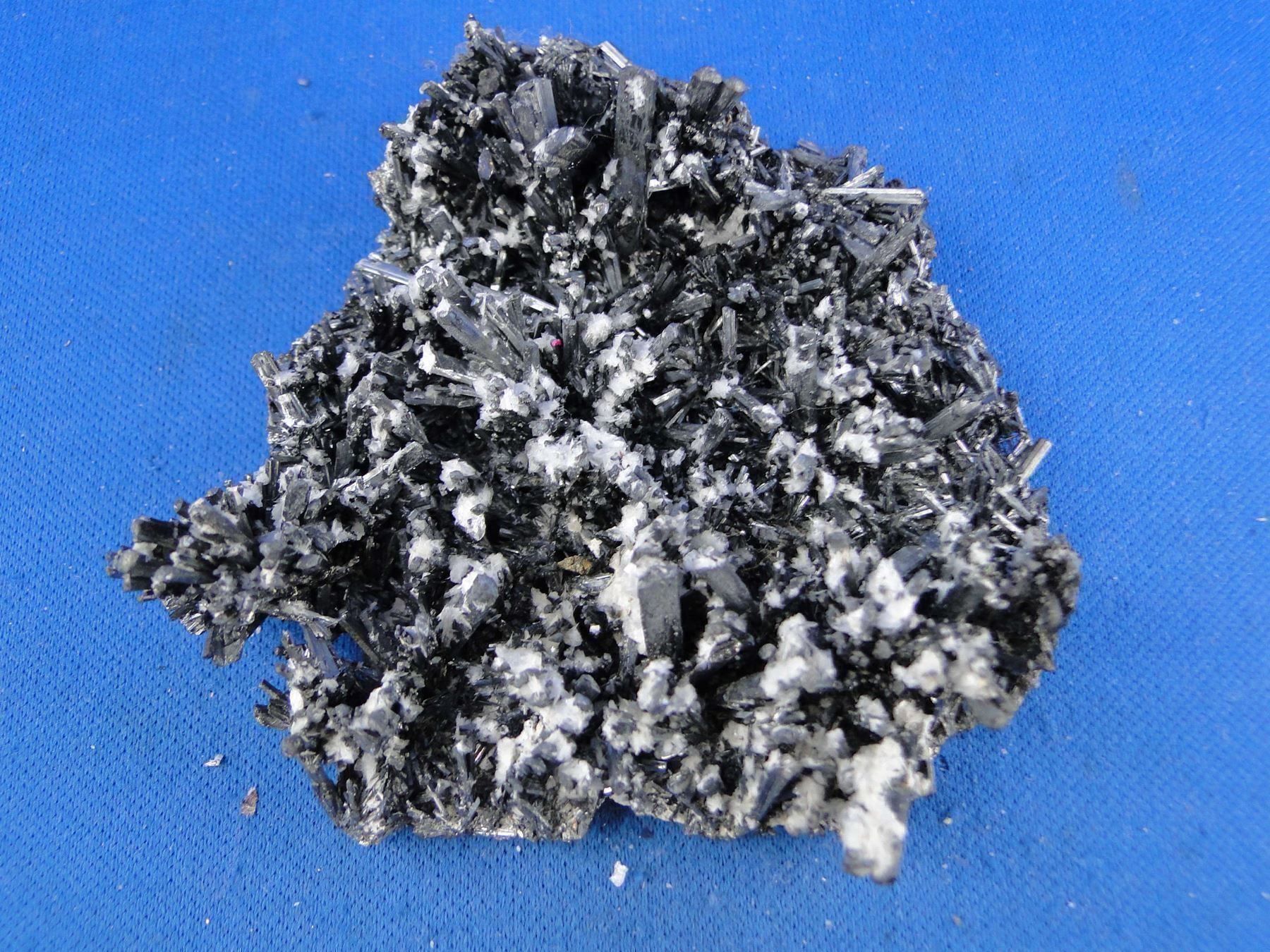 Mineralien & Heilsteine: Stibnit mit Baryt – Gebraucht aus Schinznach Bad von Demerald 8
