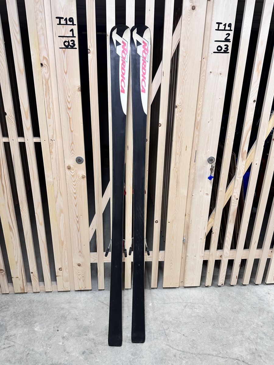 Nordica Skis: Nordica GS Rennski – Gebraucht aus Bern von Fabz92 1