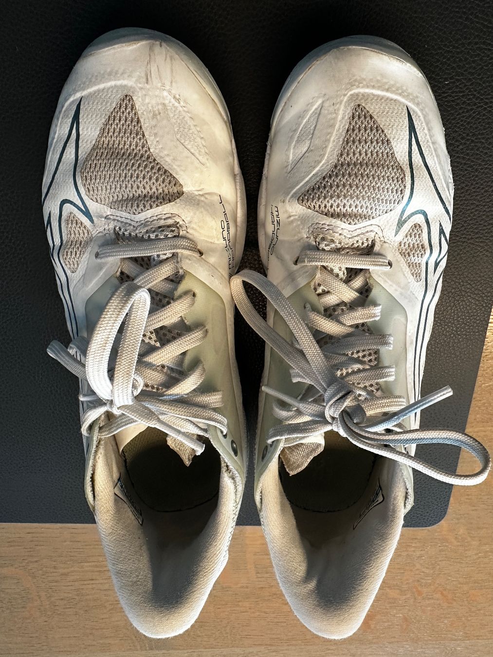 Mizuno Scarpe da uomo: Mizuno Hallenschuh Gr. 36 – Usato da Jona venduto da Stijo6 1
