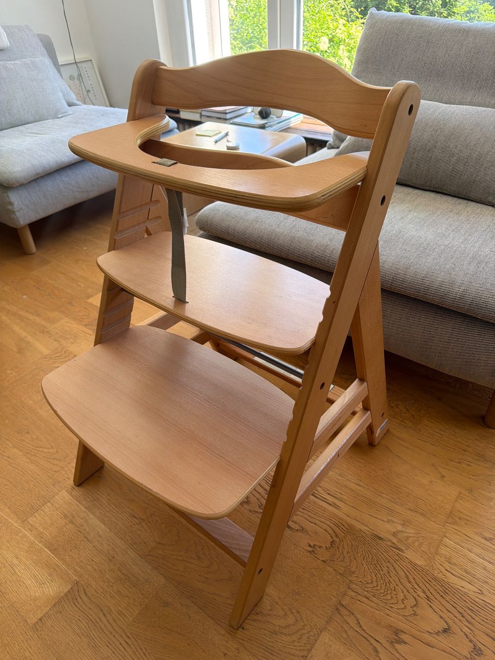 Hauck Seggioloni: Hauck Kinder Hochstuhl helles Holz mit Tablett – Usato da Nussbaumen AG venduto da normajeanbaker