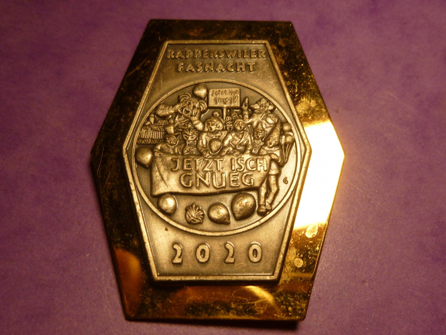 Plaquettes & Badges: RAPPERSWIL 2020 GOLD – D'occasion à Ried (Muotathal) par Mandarin02