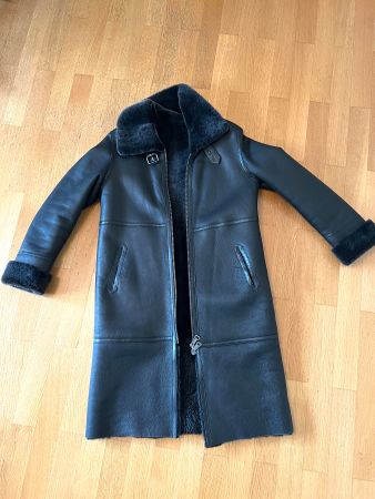 Traumhafter Designer Lammleder-Mantel Schwarz - Gr. S (36)