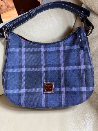 Neue und ungebrauchte Tasche von Dooney & Bourke Tartan