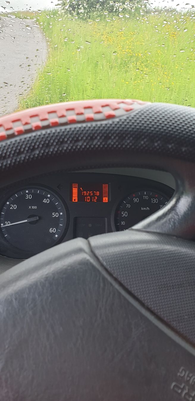 Renault Véhicules utilitaires: Renault Trafic mit MFK! – D'occasion à Sempach par Seepferdli40 6
