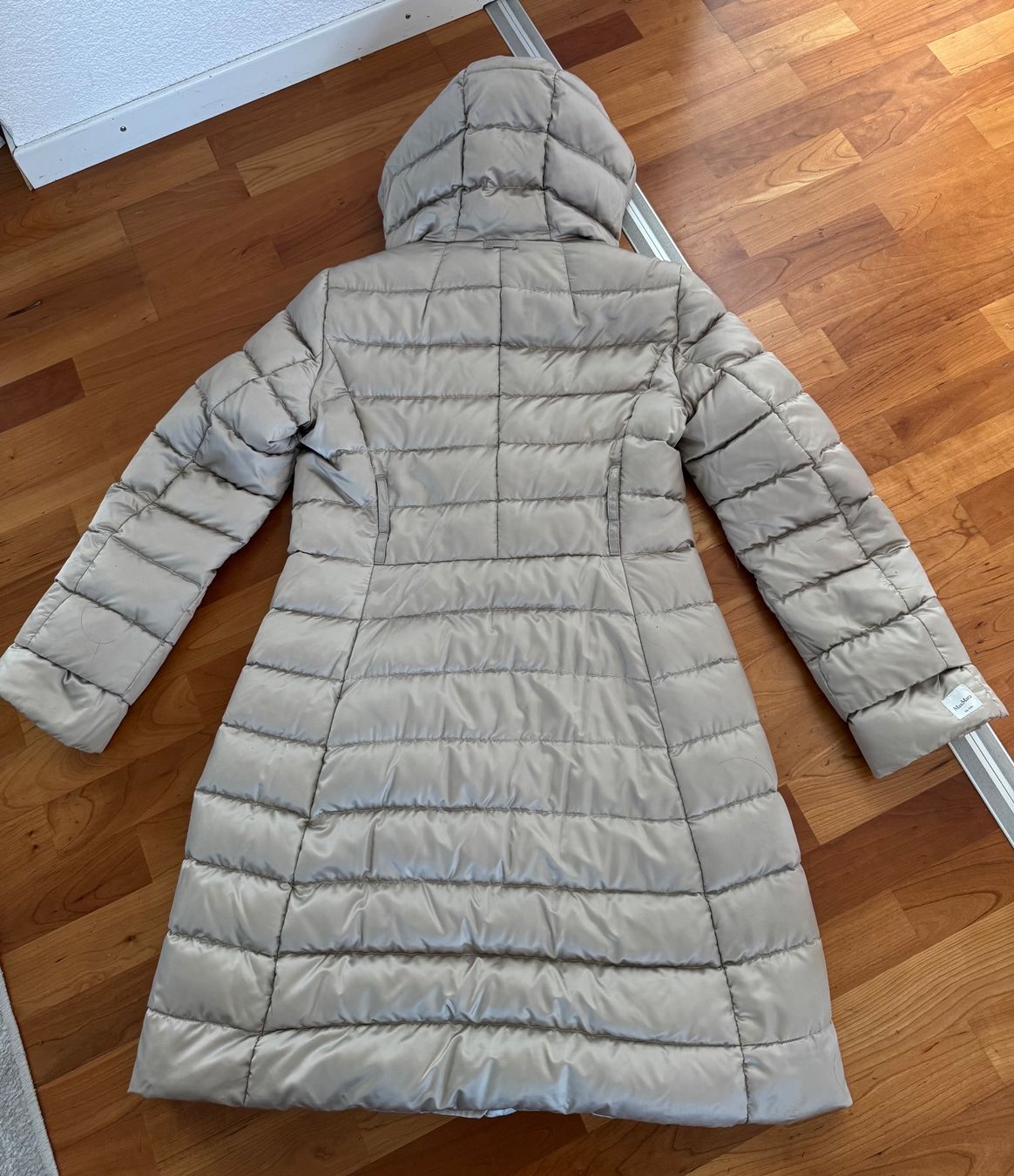 Max Mara Giacche: Max Mara the Cube Daunenjacke in 36 – Nuovo (secondo la descrizione) da Schüpbach venduto da 2ndHandRose 5