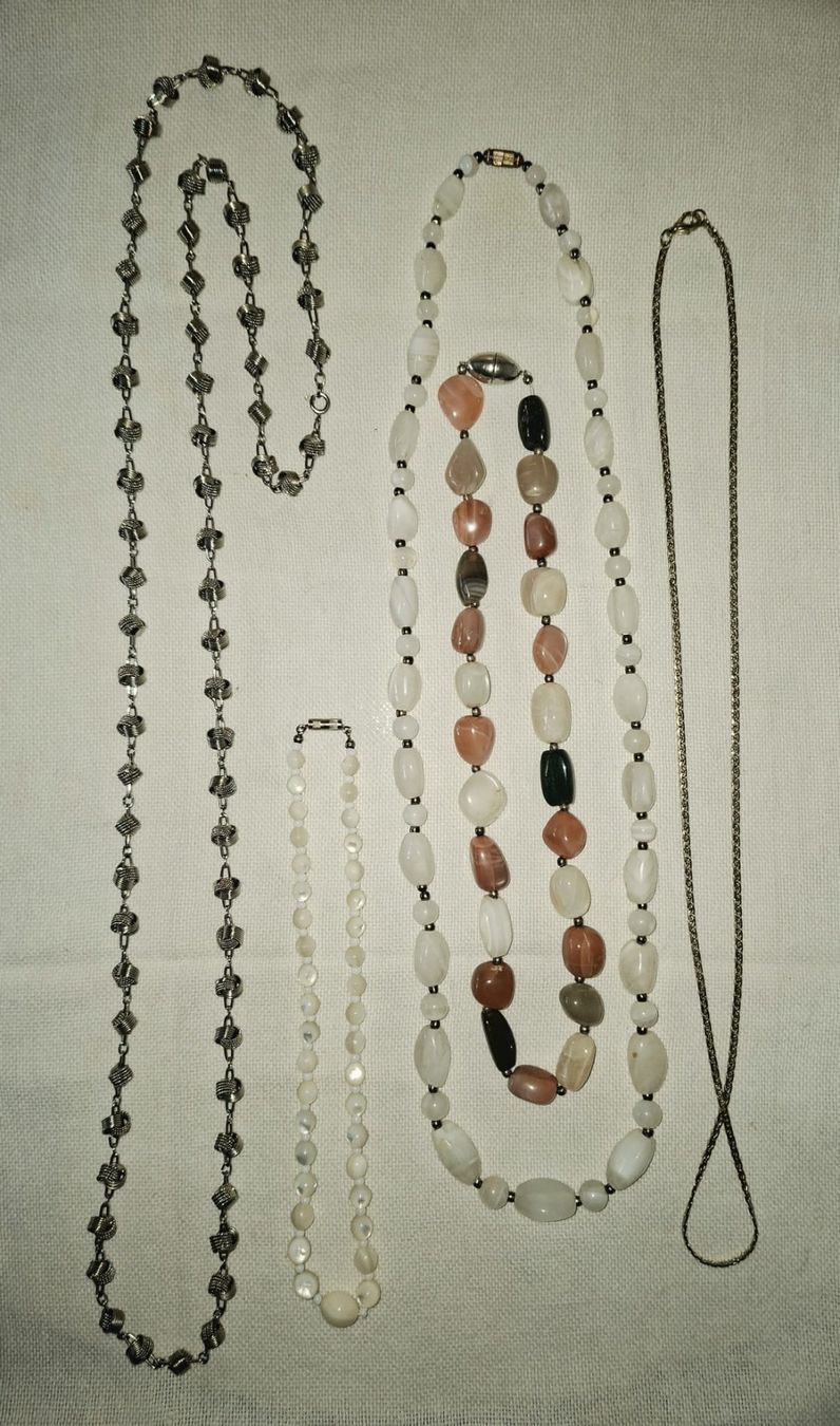 Autres bijoux: * Halsschmuck * – D'occasion à Weiningen ZH par nic--ole 2