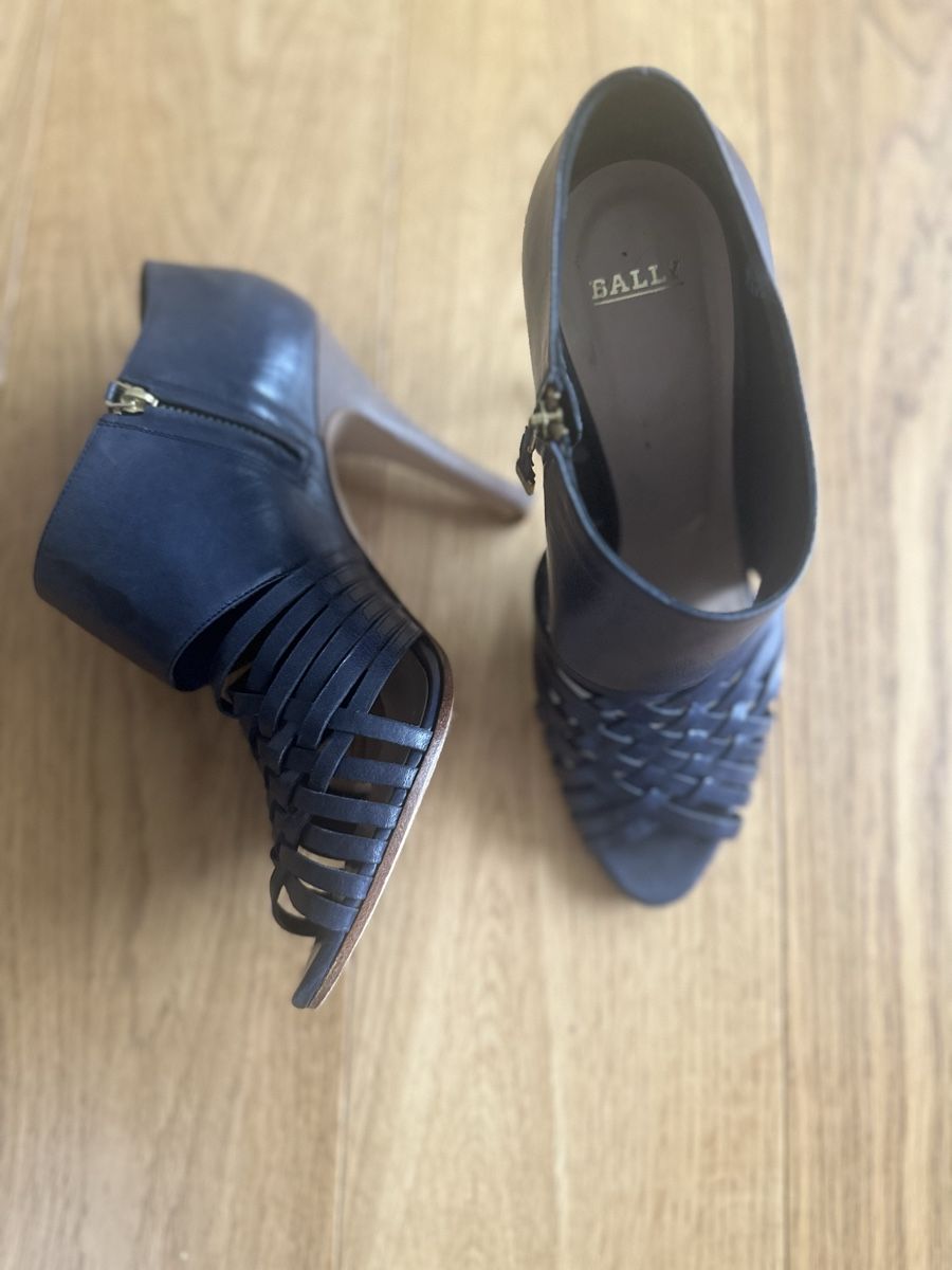 Bally Damenschuhe: Bally Schuhe 1x getragen navy 38 – Gebraucht aus Pfaffhausen von Klaras_second_hand 6