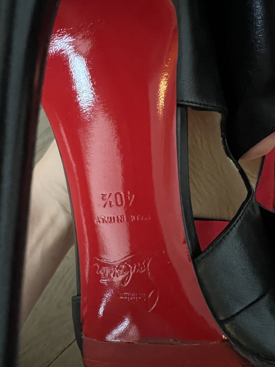 Christian Louboutin Scarpe da donna: Louboutin 40 1/2 – Usato da geneve venduto da gro_7mmx 5