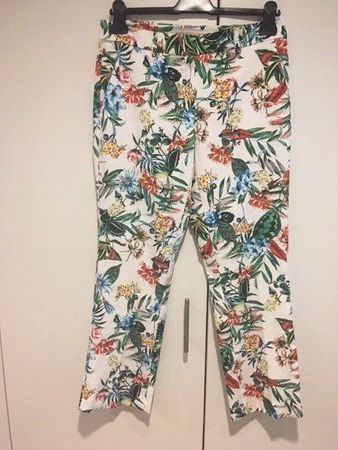 🌺🌼🌷Tolle Weisse Hose mit Blumen *NEU*