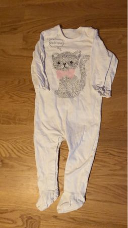 Baby Schlafanzug Grösse 68/74- Kuschelweich für süsse Träume