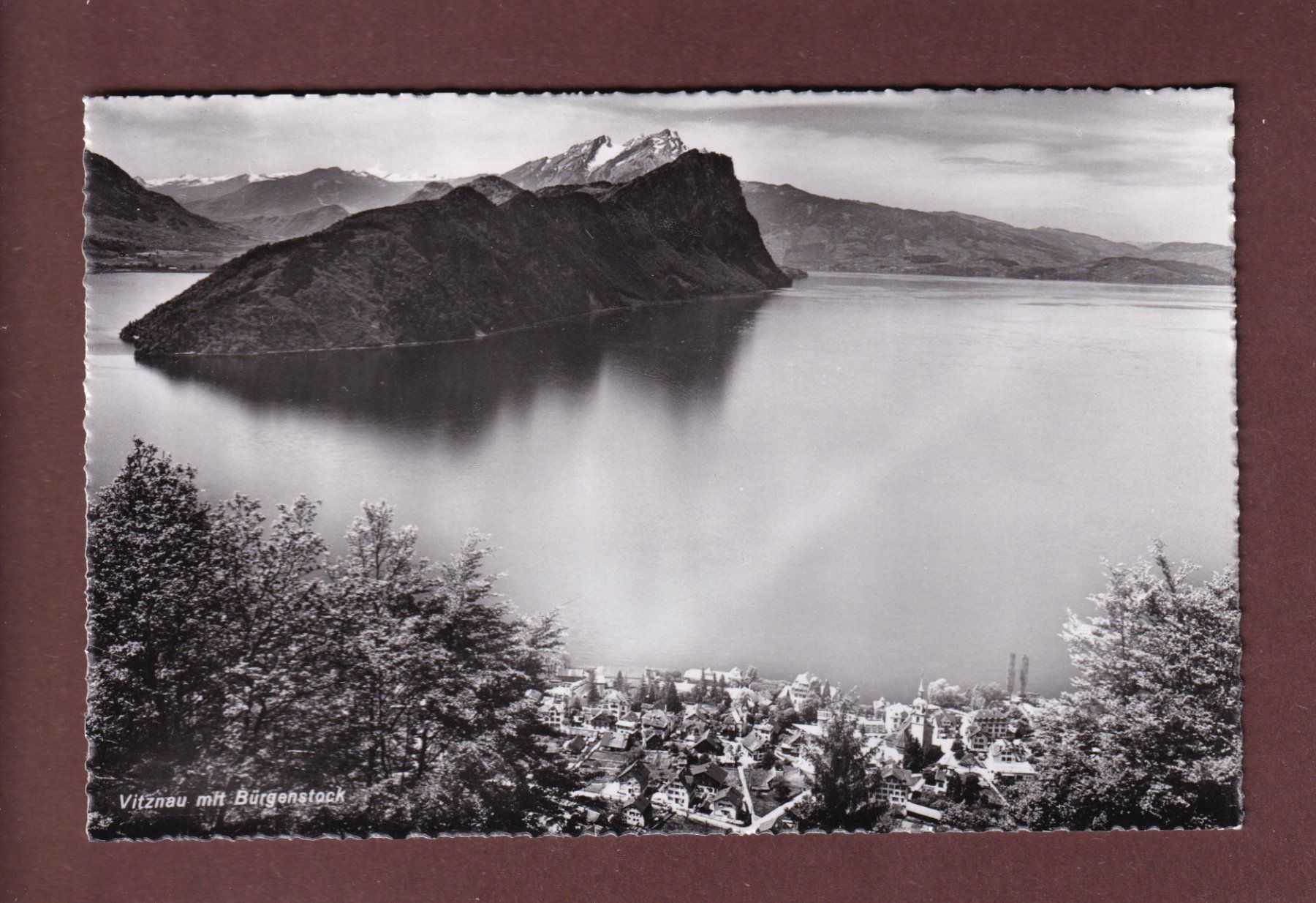 Cartes postales: VITZNAU mit Bürgenstock – D'occasion à Pully par nicecards-shop