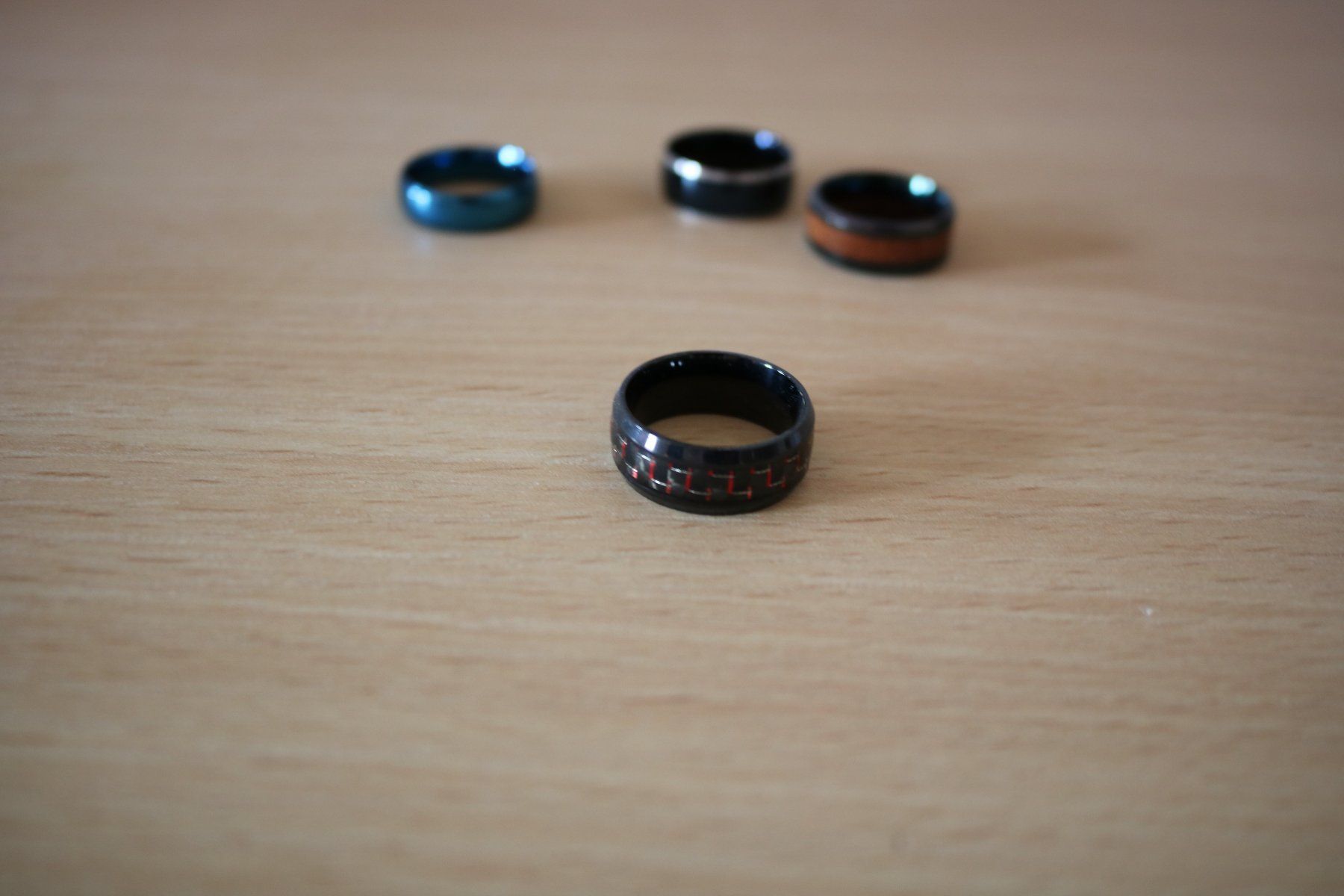 Anelli: Verschiedene Herrenringe Ring Set 4 Stück Schmuck – Usato da Rickenbach b. Wil venduto da Mysterion4 1