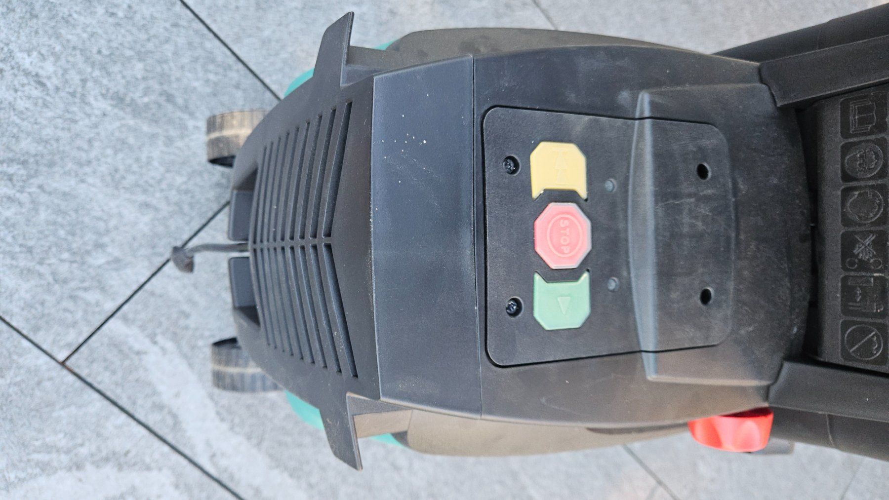 Bosch Trinciatrici: Broyeur à branches Bosch AXT 23 TC – Usato da La Tour-de-Treme venduto da Vincentg 3